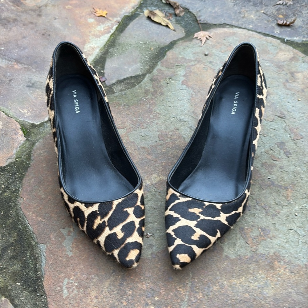 COPY - Via Spiga calf hair leopard print pump